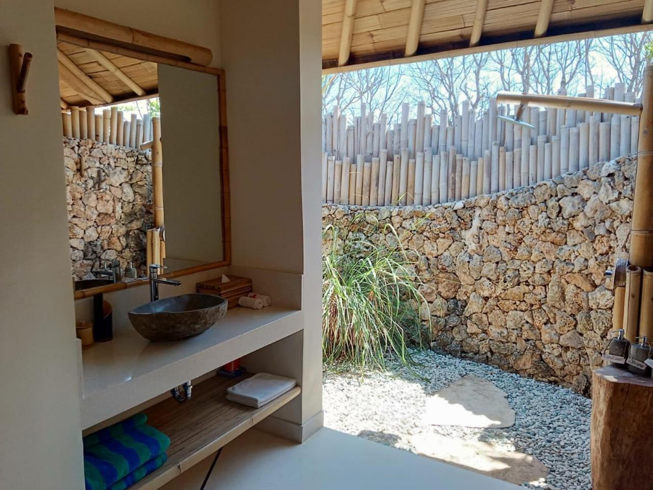 Waikelo Maringi Sumba By The Sumba Hospitality Foundation מראה חיצוני תמונה
