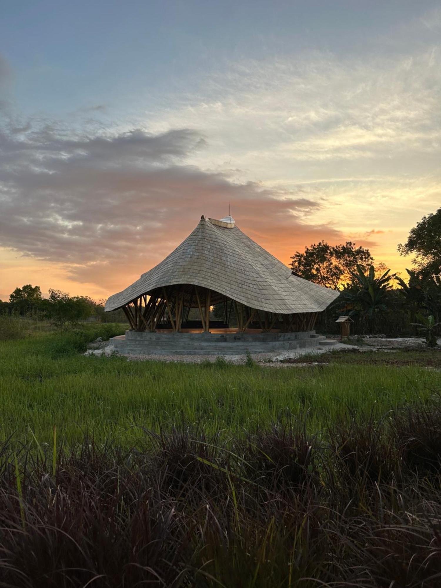Waikelo Maringi Sumba By The Sumba Hospitality Foundation מראה חיצוני תמונה